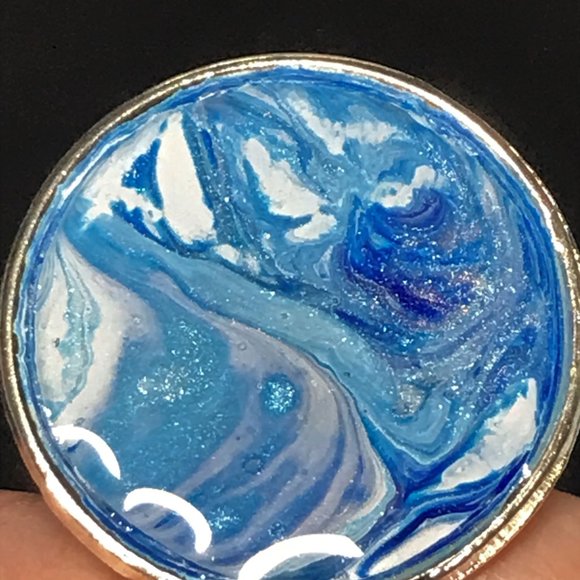 NWOT Wearable Art Necklace, Fluid Art Pendant - Picture 4 of 12